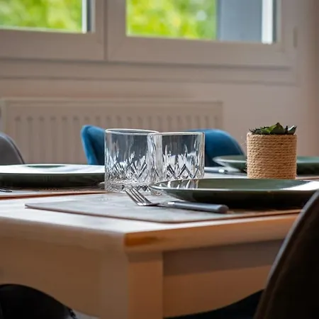 Solent Joli F2 Proche Jardin Des Plantes à Rouen